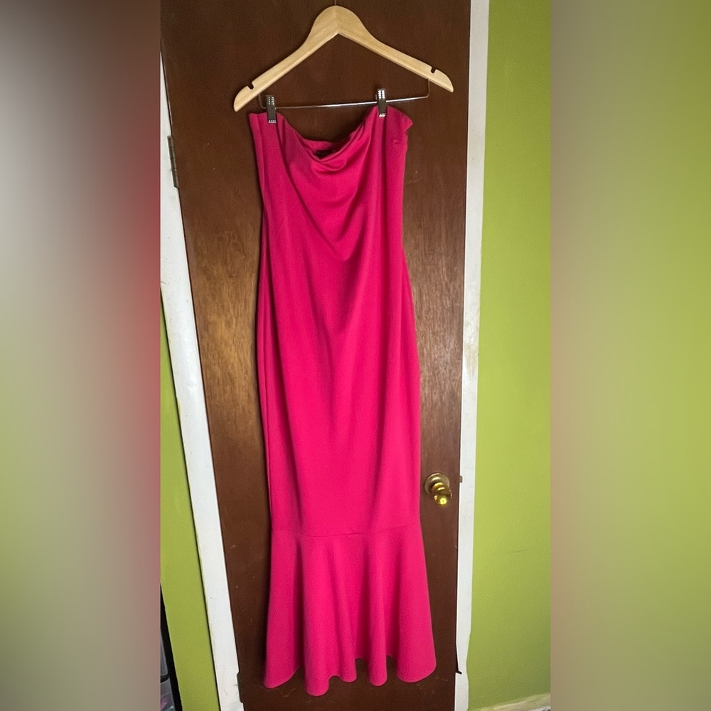 Boohoo Pink Strapless Trumpet Bottom Dress
